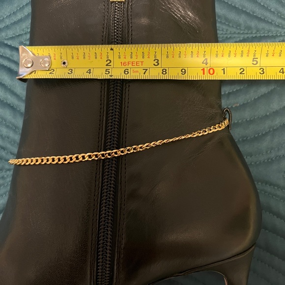 Brand new stiletto bootie with chain detail - Picture 4 of 6